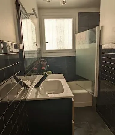 Maison chaleureuse 6, 8 personnes quartier Palente 3 chambres Besançon Extérieur photo