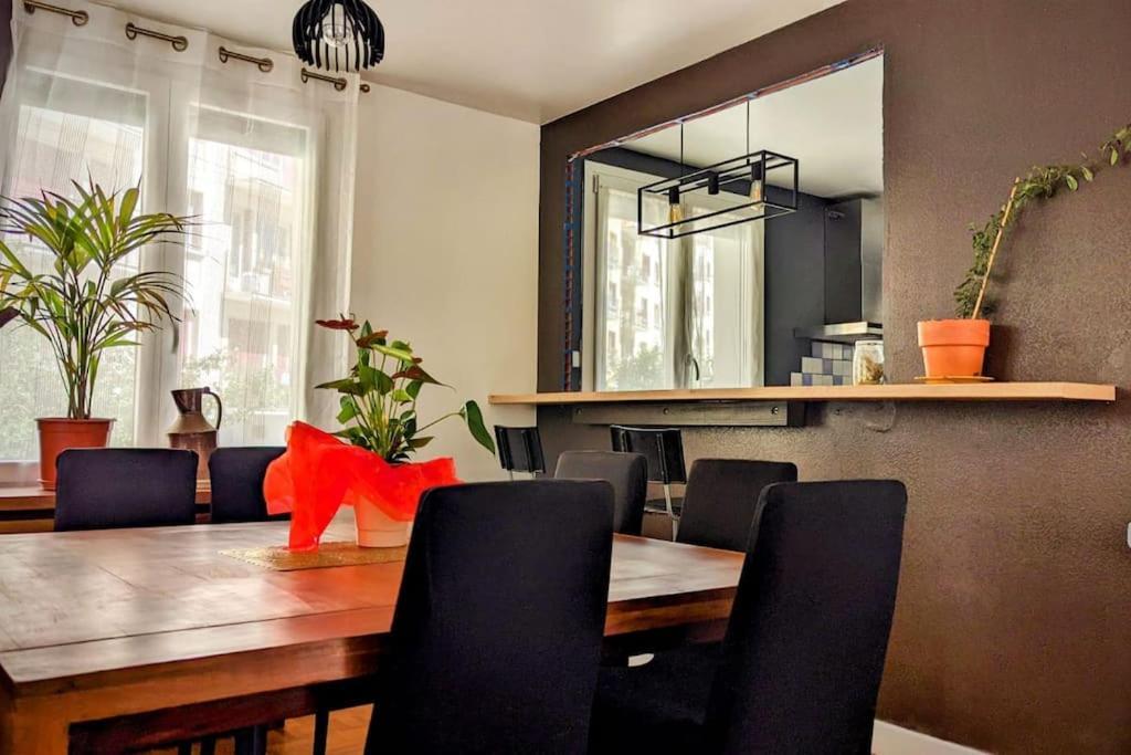 Holiday home Maison Chaleureuse 6, 8 Personnes Quartier Palente 3