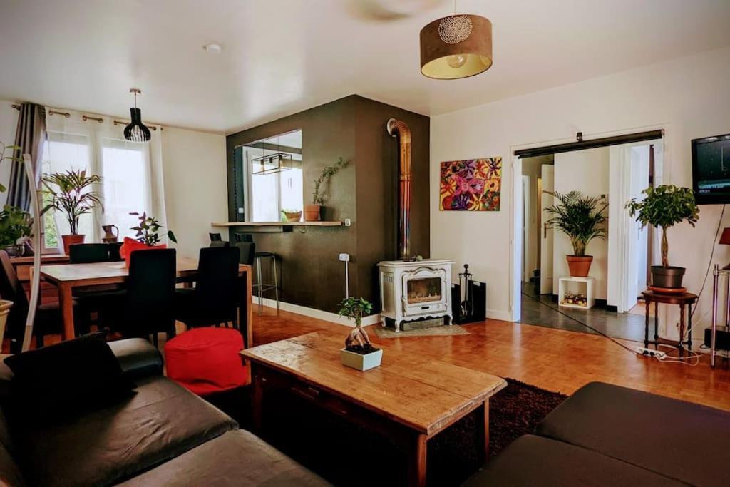 Maison Chaleureuse 6, 8 Personnes Quartier Palente 3