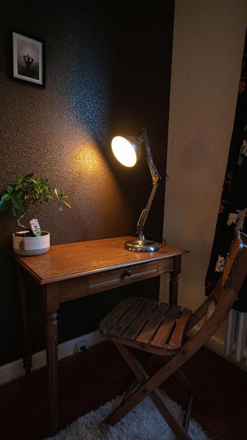 Maison Chaleureuse 6, 8 Personnes Quartier Palente 3 *